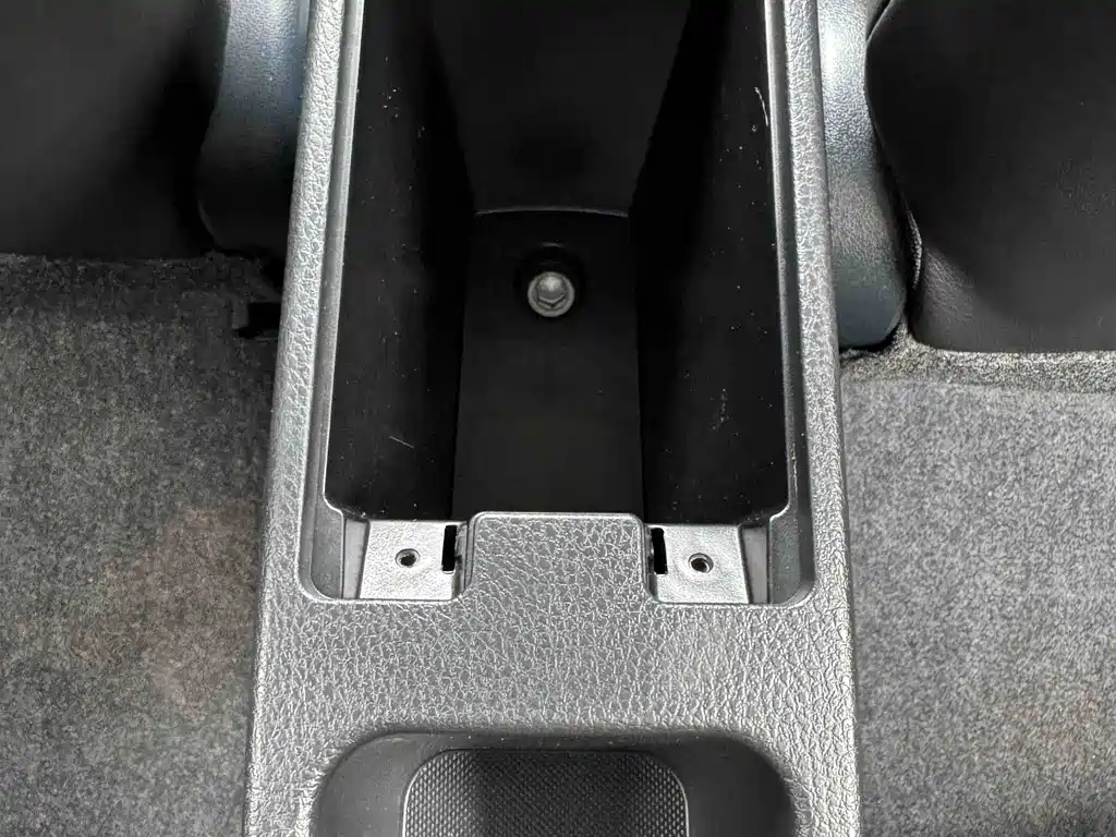 Toyota Yaris L 2022 — фото 29