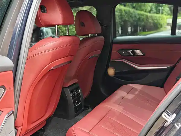 BMW 3 Series 2023
