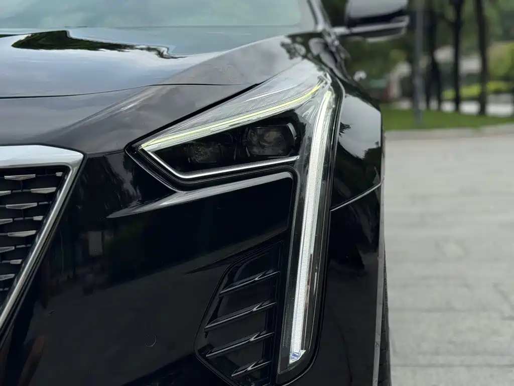 Cadillac CT6 2020 — фото 23