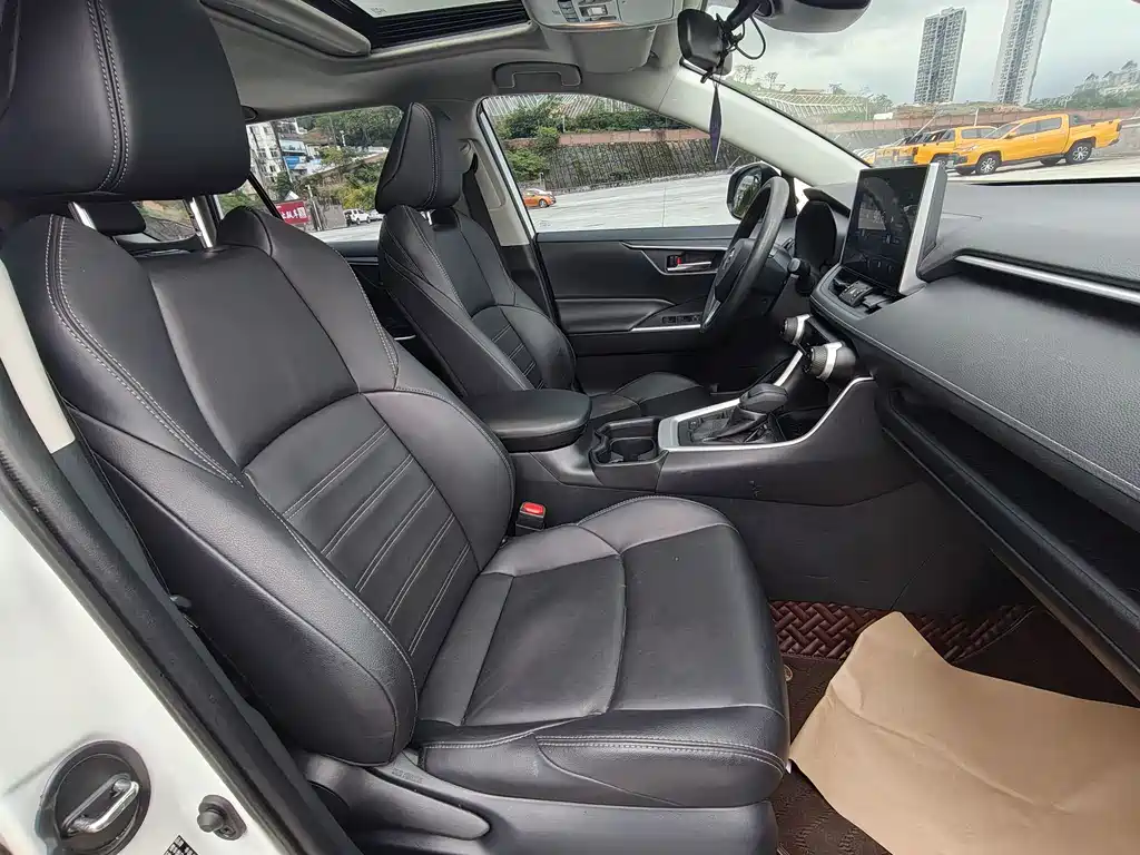 Toyota Wildlander 2021 — фото 12