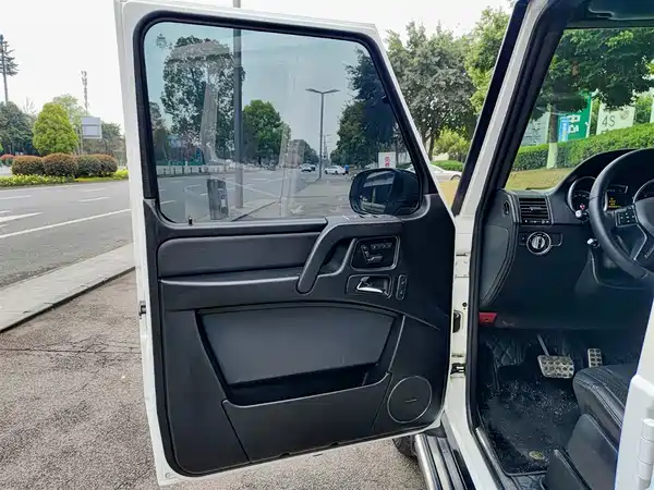 Mercedes-Benz G-Class 2017