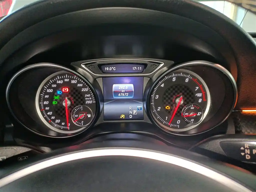 Mercedes-Benz A-Class 2018 — фото 12