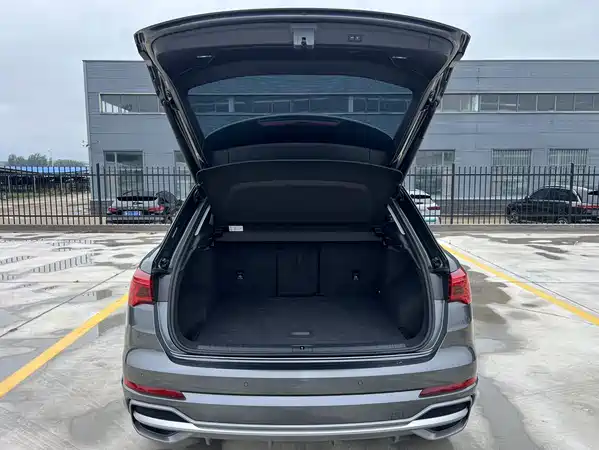 Audi Q3 2023