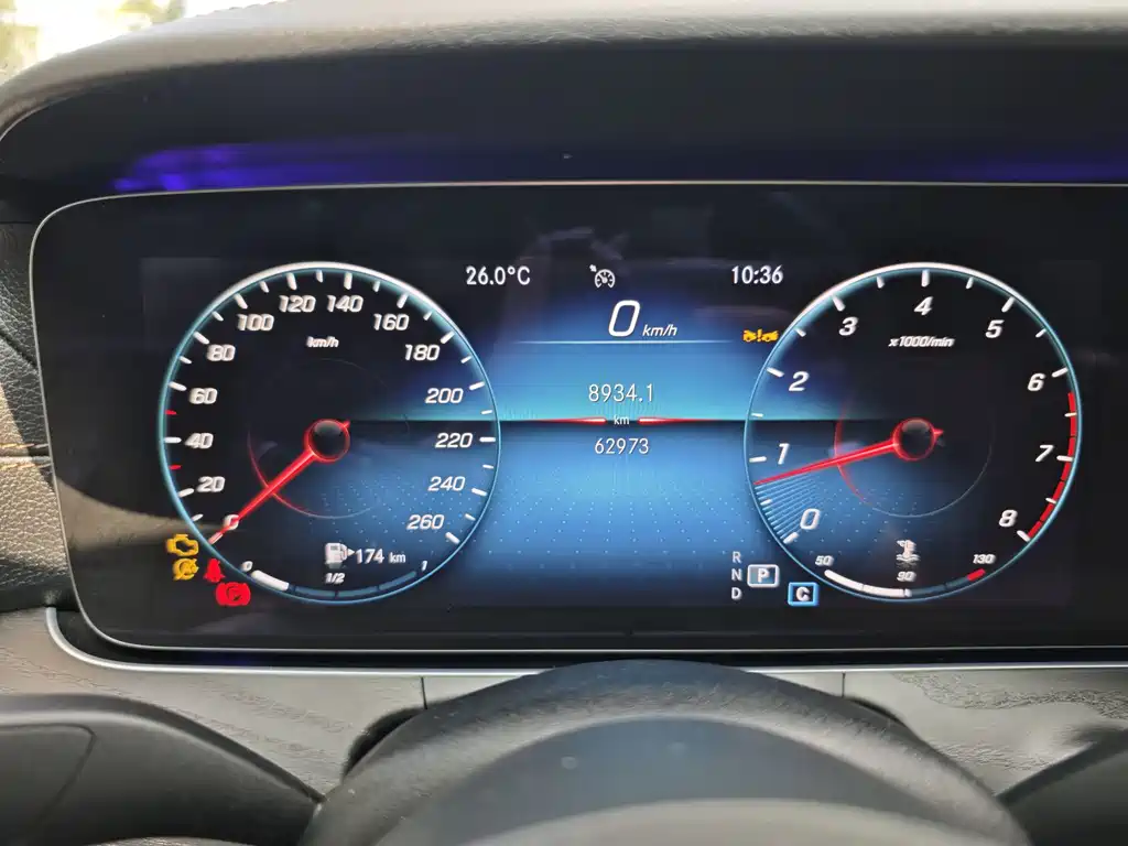 Mercedes-Benz E-Class 2023 — фото 11