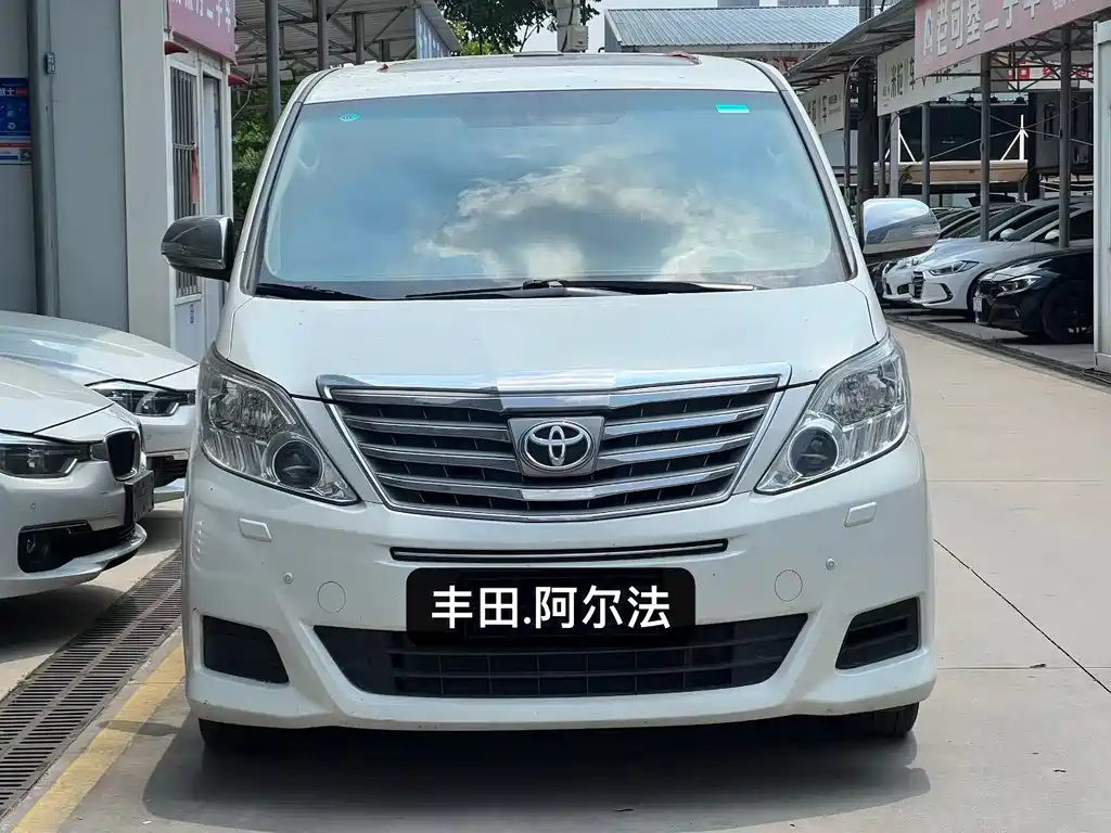 Toyota Alphard 2016 — фото 2