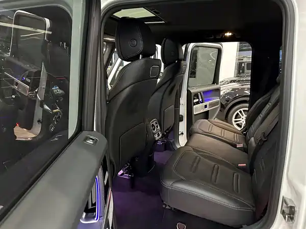 Mercedes-Benz G-Class 2024