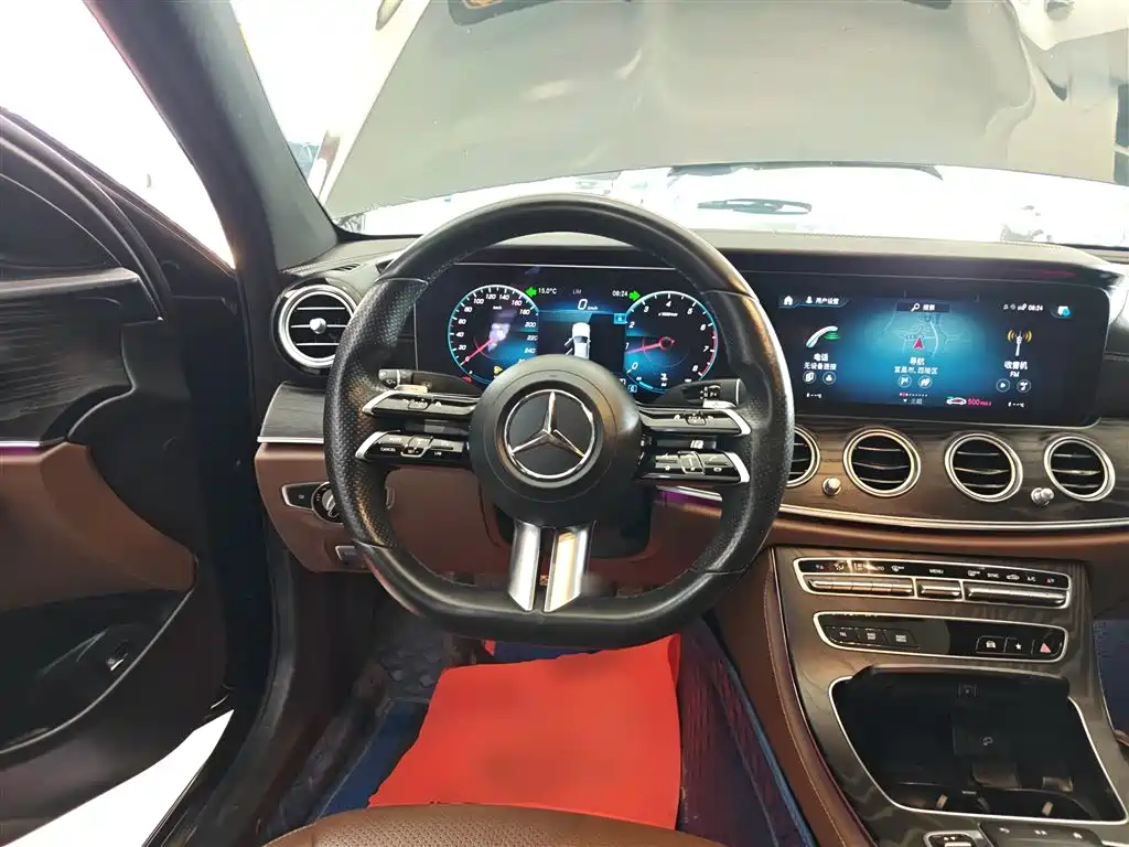 Mercedes-Benz E-Class 2020 — фото 11