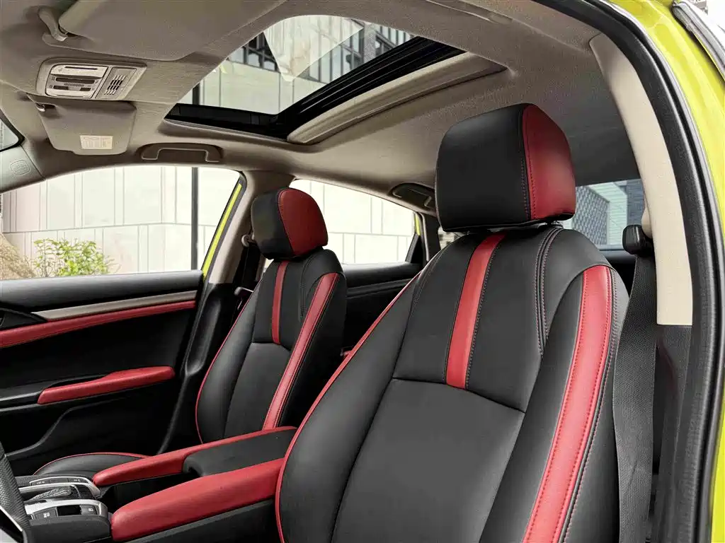 Honda Civic 2020 — фото 17