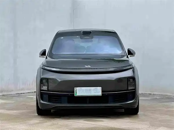 Li Auto L8 2023