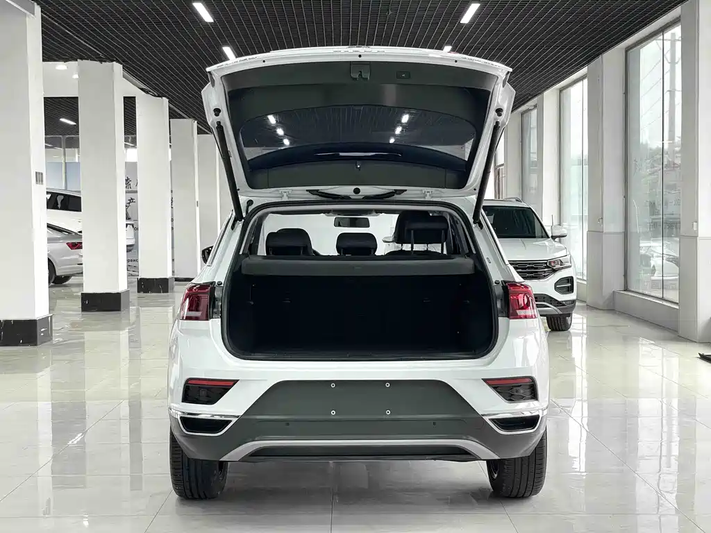 Volkswagen T-Roc 2022 — фото 14