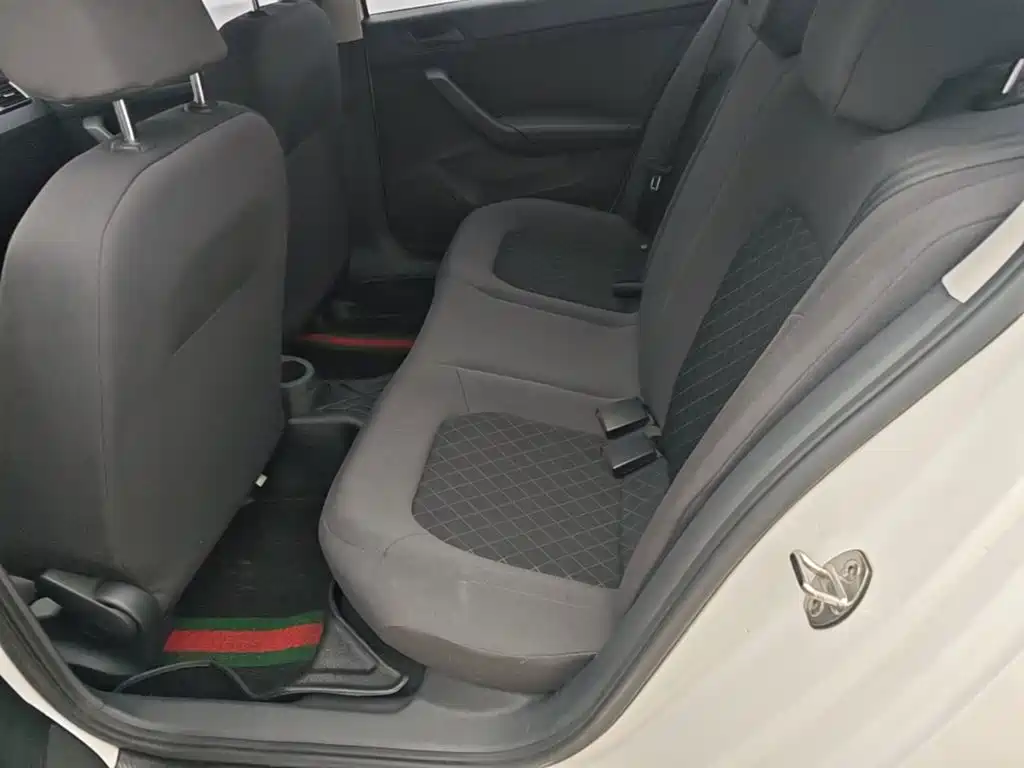 Skoda Rapid 2021 — фото 17