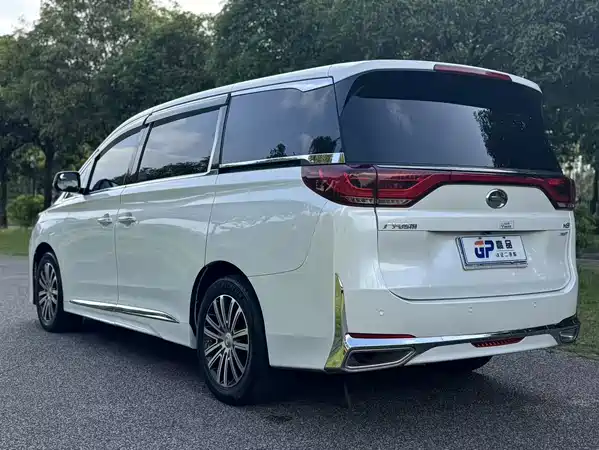 GAC Trumpchi M8 2022