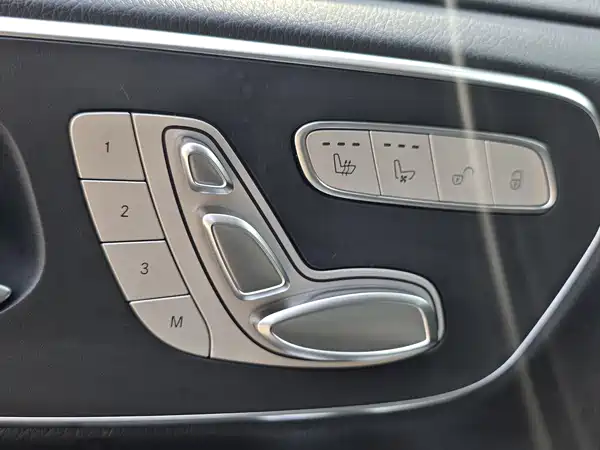 Mercedes-Benz V-Class 2022