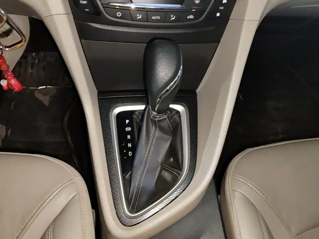 Buick Excelle 2020 — фото 14