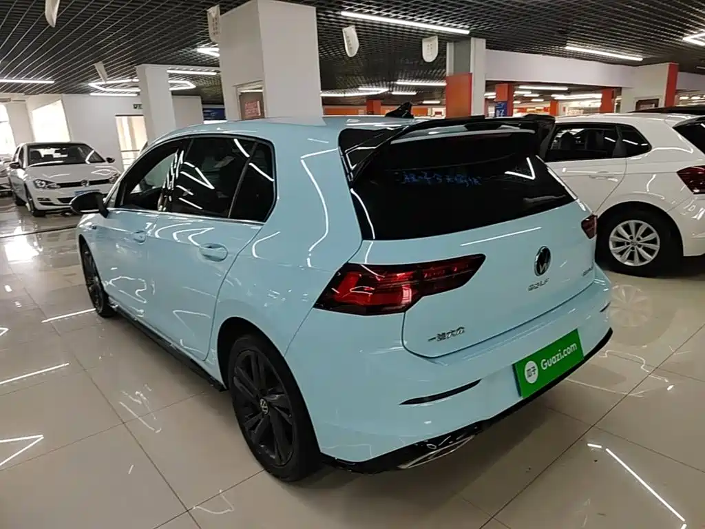 Volkswagen Golf 2024