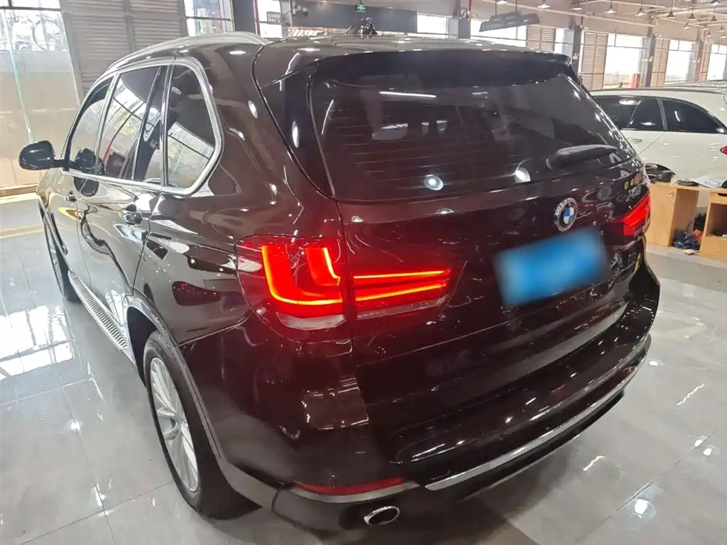 BMW X5 2017 — фото 24