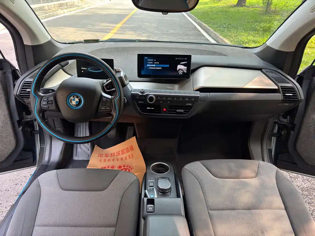 BMW i3 2019 — фото 9