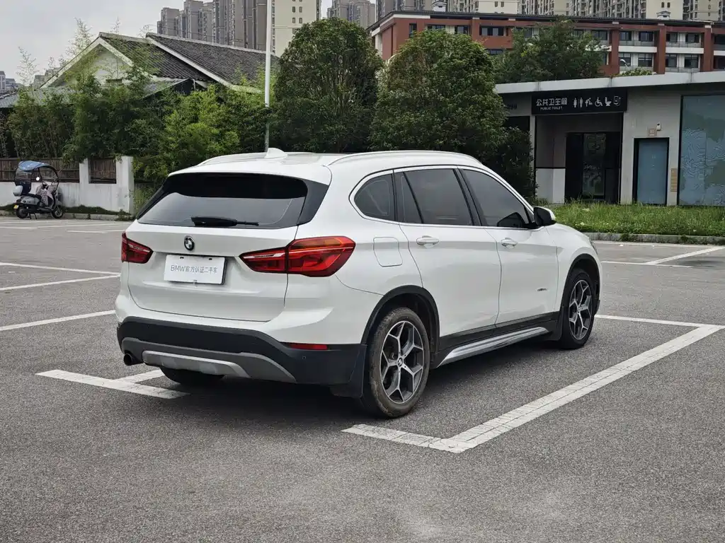 BMW X1 2018 — фото 13
