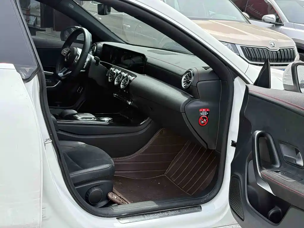 Mercedes-Benz CLA 2022 — фото 12