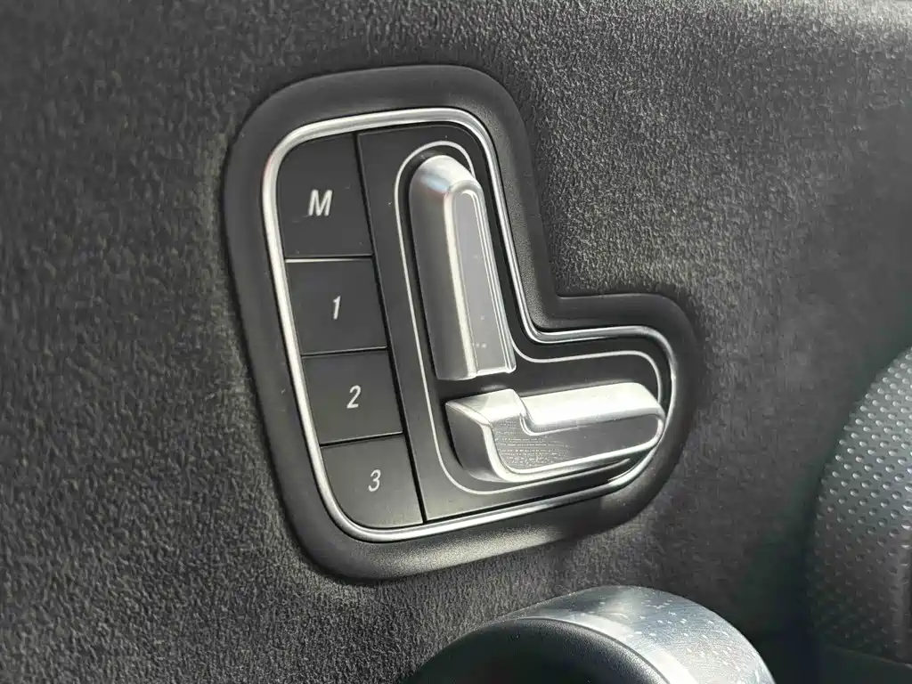 Mercedes-Benz CLA 2022 — фото 13