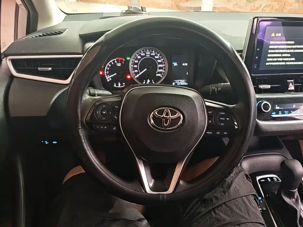 Toyota Corolla 2020 — фото 11
