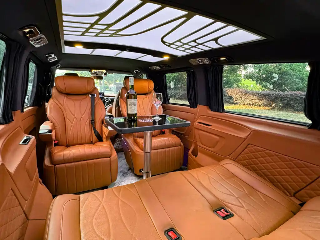 Mercedes-Benz Vito 2023 — фото 23