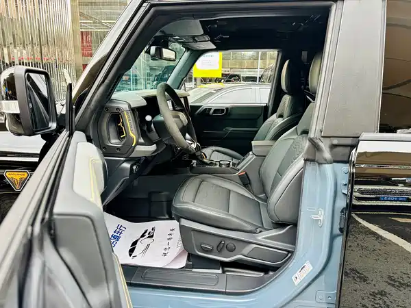 Ford Bronco 2025