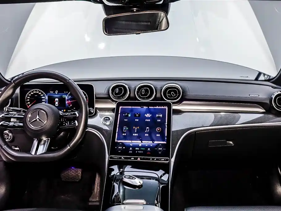 Mercedes-Benz C-Class 2023 — фото 26