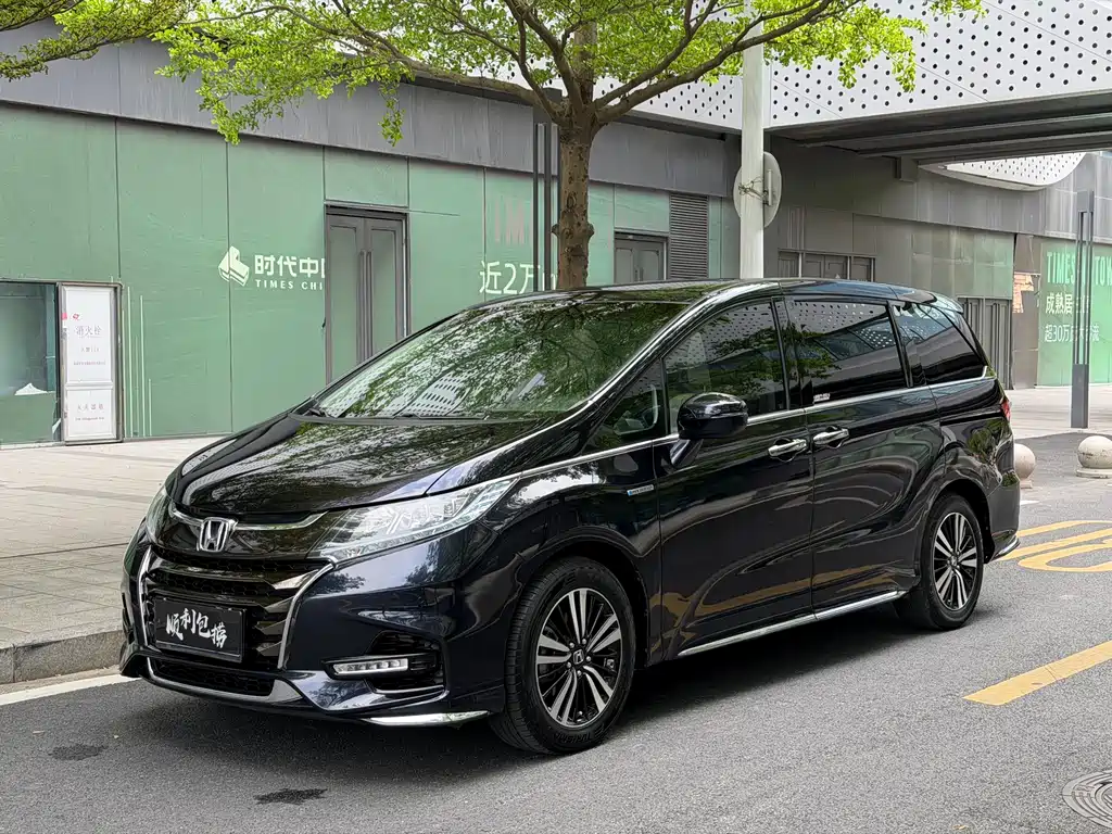 Honda Odyssey 2019 — фото 1