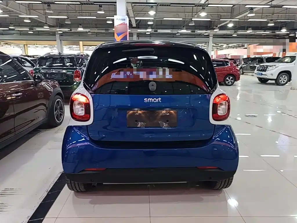 smart Fortwo 2017 — фото 6