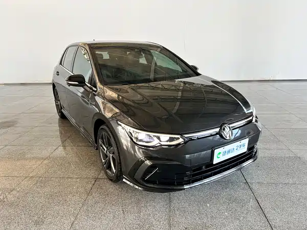 Volkswagen Golf 2024