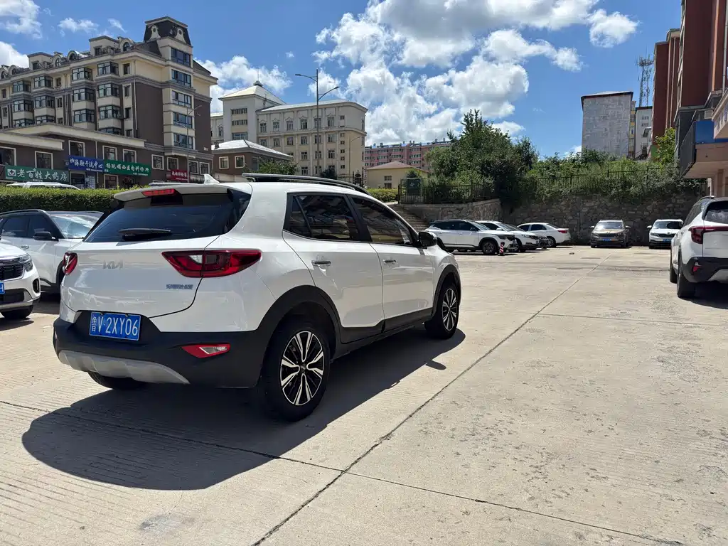 Kia KX1 2022