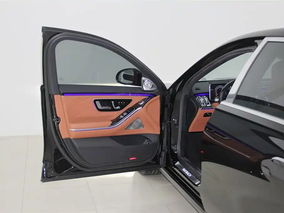 Mercedes-Benz Maybach S-Class 2024