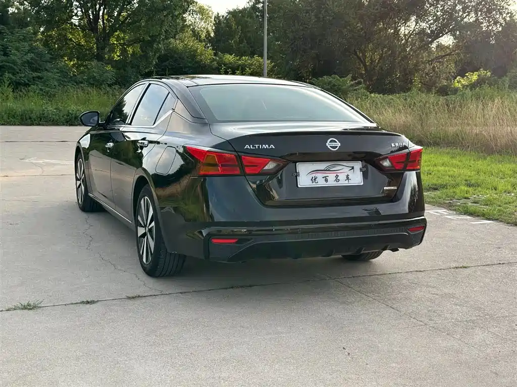 Nissan Teana 2021