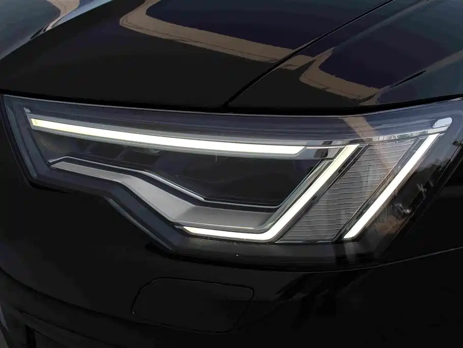 Audi A6L 2021 — фото 18