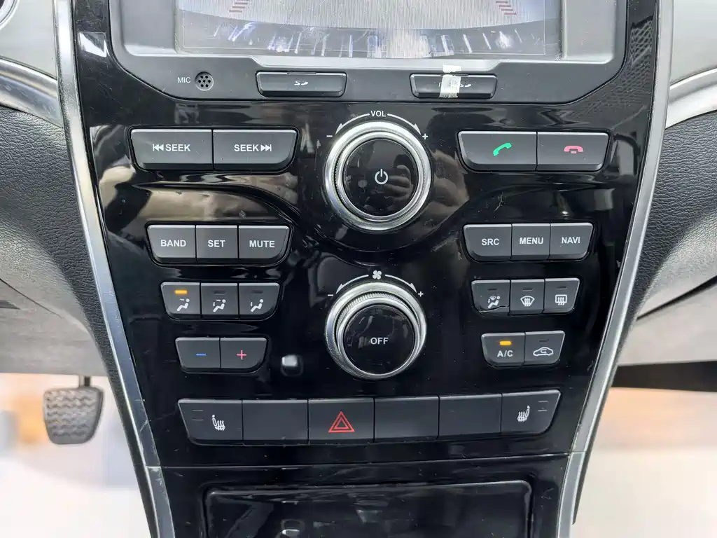 Haval H2 2015 — фото 13