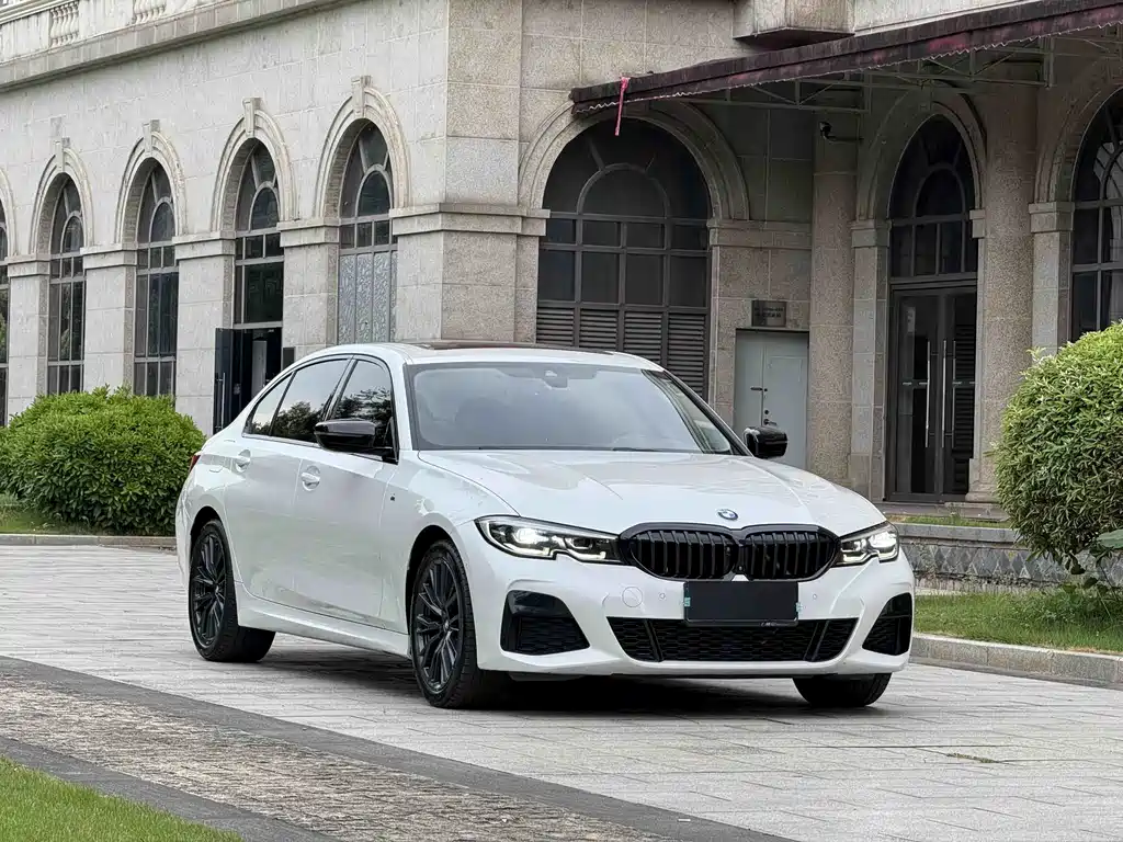 BMW 3 Series 2020