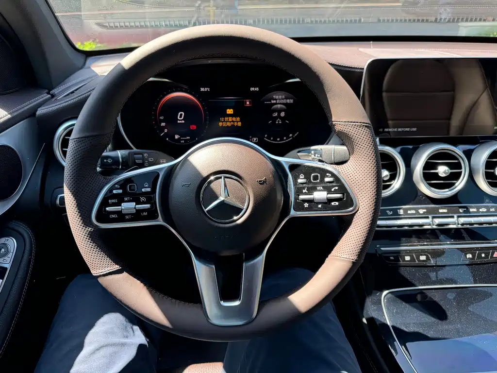 Mercedes-Benz GLC 2022 — фото 13
