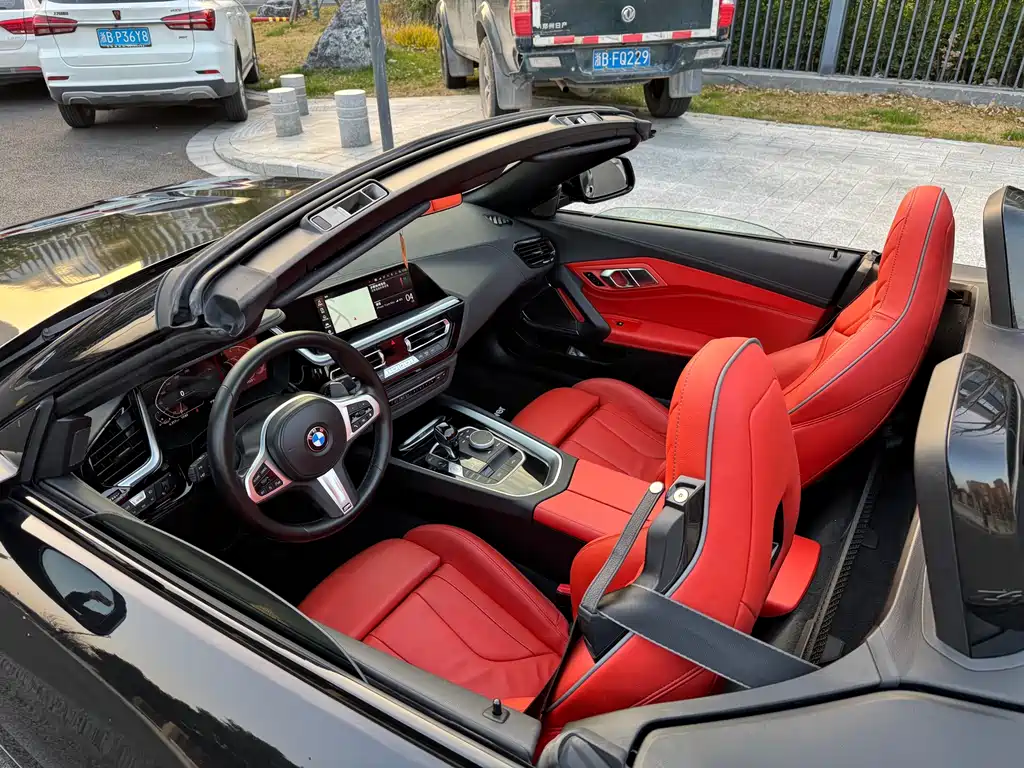 BMW Z4 2023 — фото 18