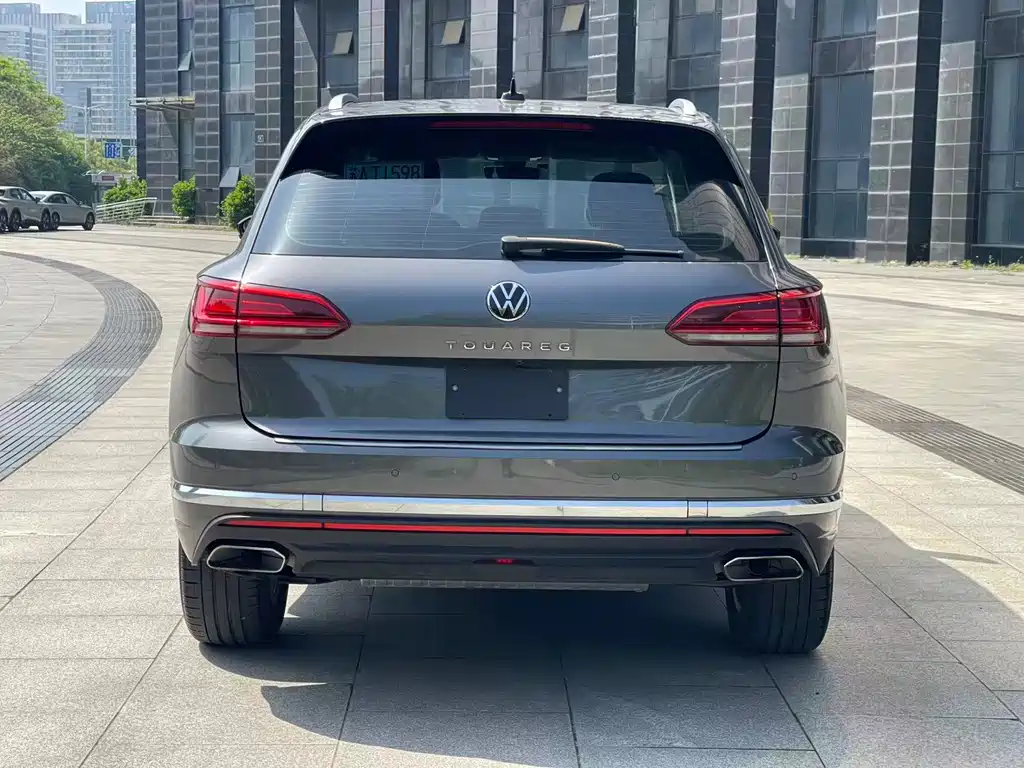 Volkswagen Touareg 2021 — фото 5