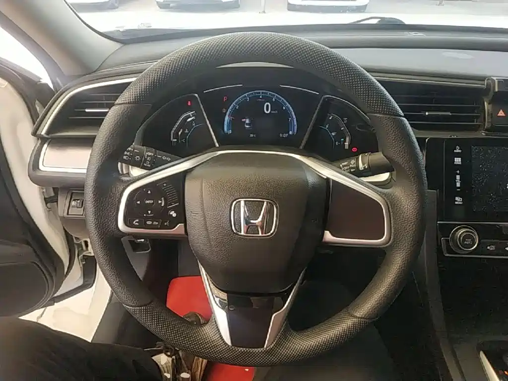 Honda Civic 2019 — фото 11