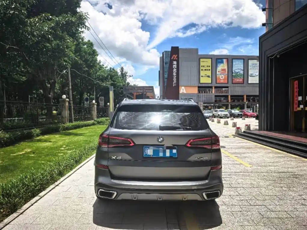 BMW X5 2019