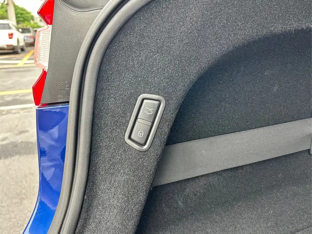 Maserati Levante 2020 — фото 15
