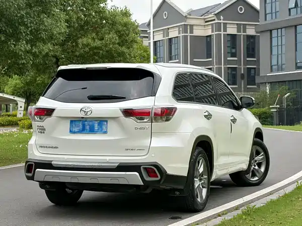 Toyota Highlander 2015