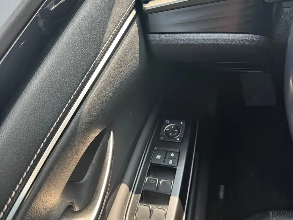 Lexus ES 2021 — фото 12