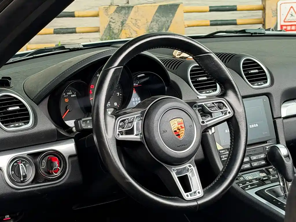 Porsche 718 2018 — фото 2