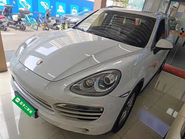 Porsche Cayenne 2014