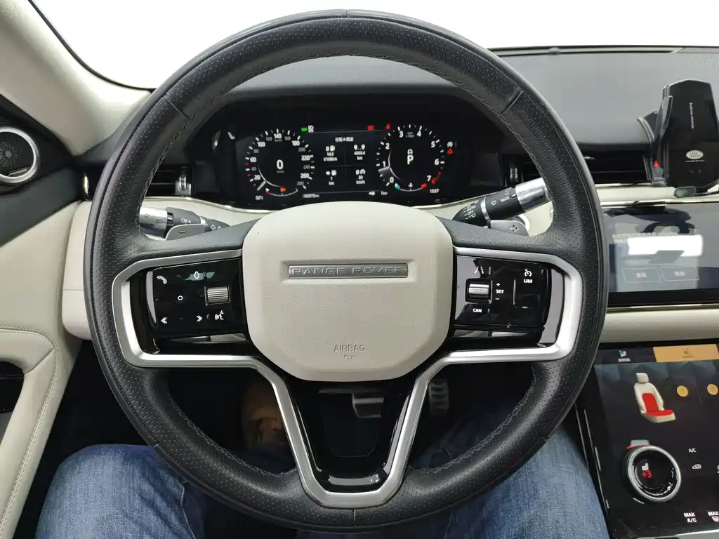 Land Rover Evoque 2022 — фото 12
