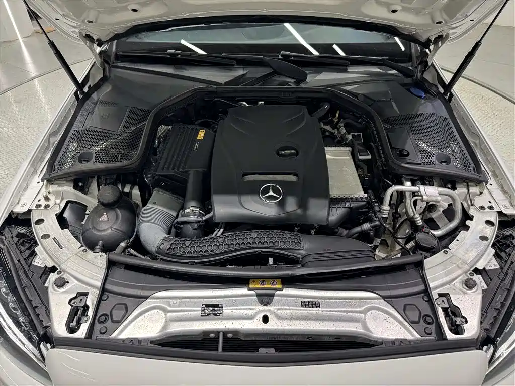 Mercedes-Benz C-Class 2018 — фото 34