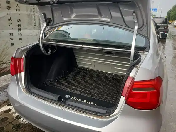 Volkswagen Jetta 2014